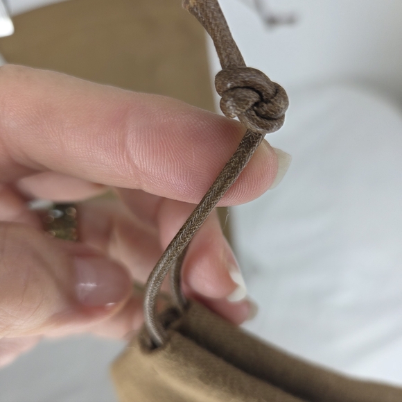 Gucci 16" X 6" - Bundle 2- Luxurious Brown Shoe Dust Bag - Picture 5 of 8